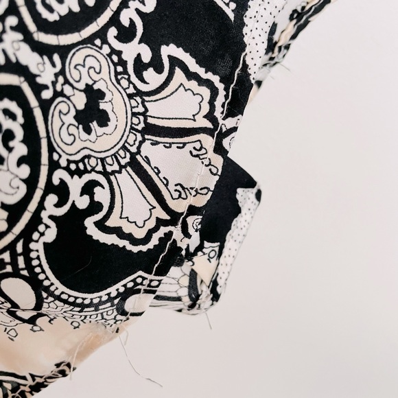 NWOT Zara buttoned down long sleeve loose shirt with cream black baroque print - Picture 6 of 7